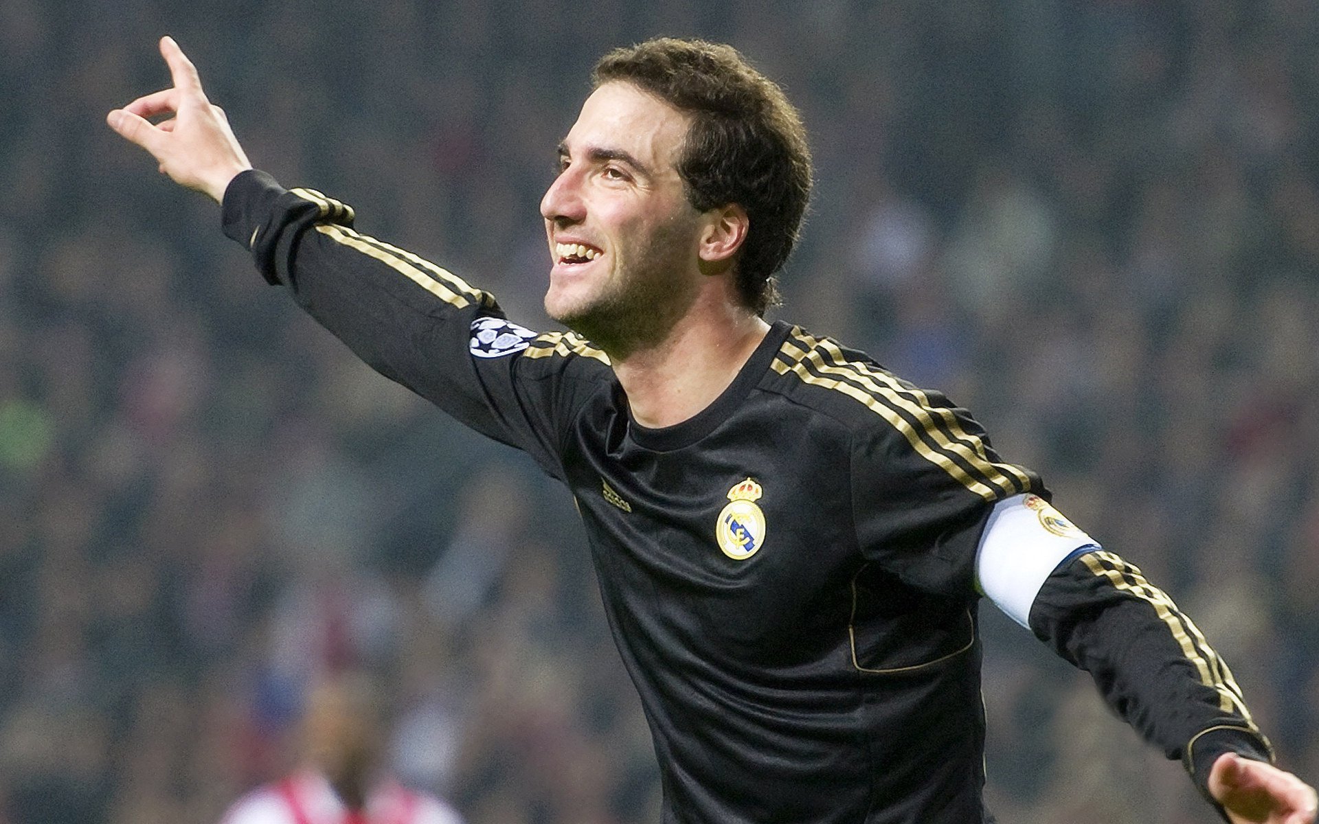 谈不妥了?米兰队长续约没有进展,切尔西加速冬窗开启免签攻略