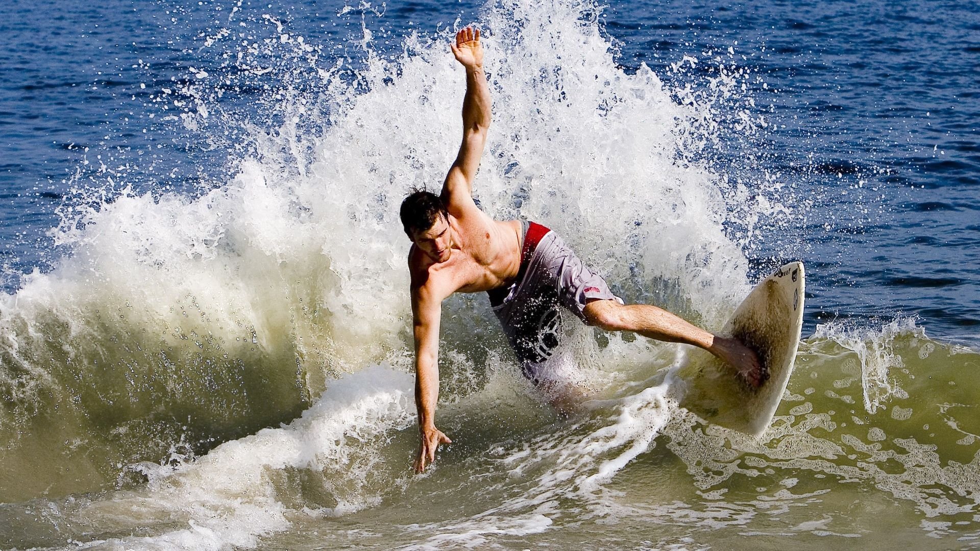 青少年体能训练模式更新,科学化管理显成效,青少年体能训练的方案内容