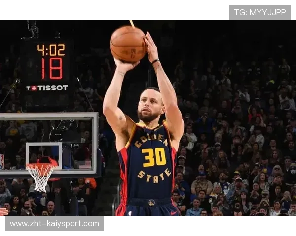 库里三分雨，刷新史上单场三分纪录！，库里单场三分球纪录